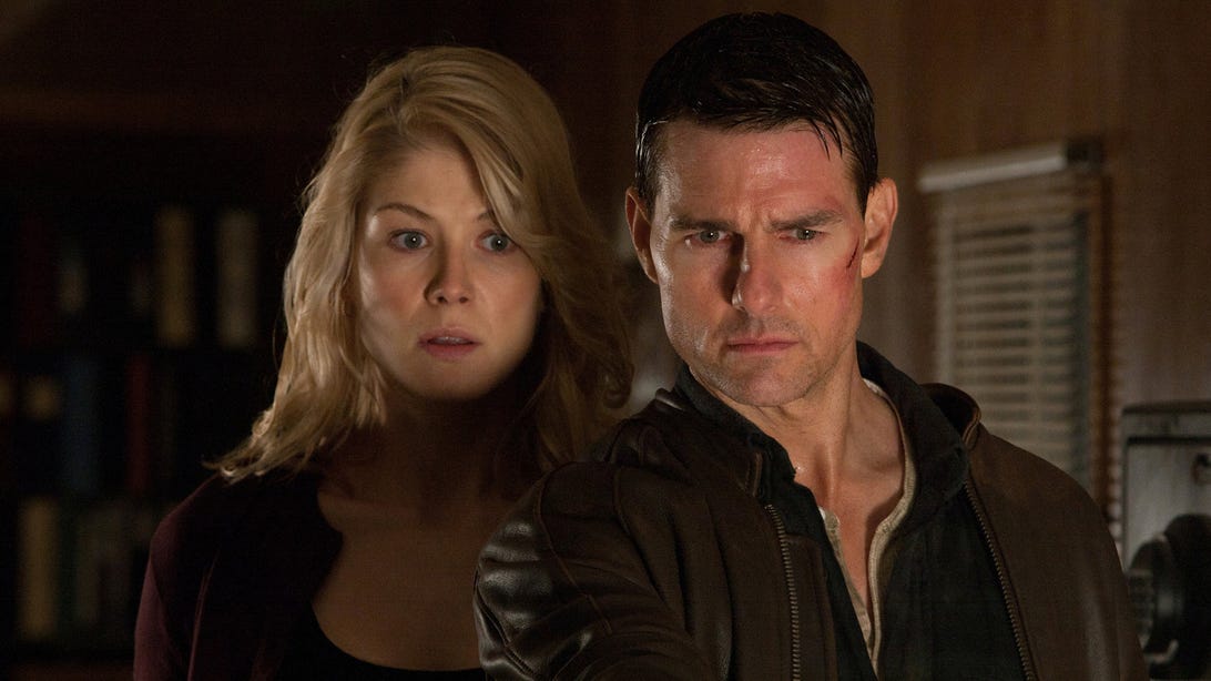 Rosamund Pike and Tom Cruise, Jack Reacher